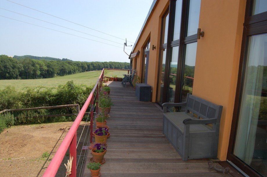 ..TERRASSE ZUR WOHNUNG Bauernhaus Roes