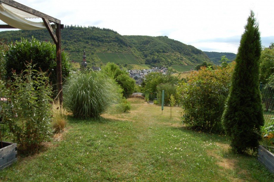 ..PANORAMABLICK Mehrfamilienhaus Cochem