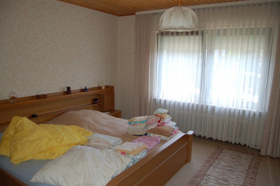 ..SCHLAFZIMMER Einfamilienhaus Kaisersesch