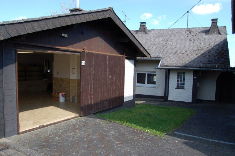 ..WOHNEN IN.. COCHEM - N�HE Einfamilienhaus SOFORT BEZUGSFREI - ATTRAKTIVER BUNGALOW IN ORTSRANDLAGE ZWISCHEN COCHEM UND ULMEN