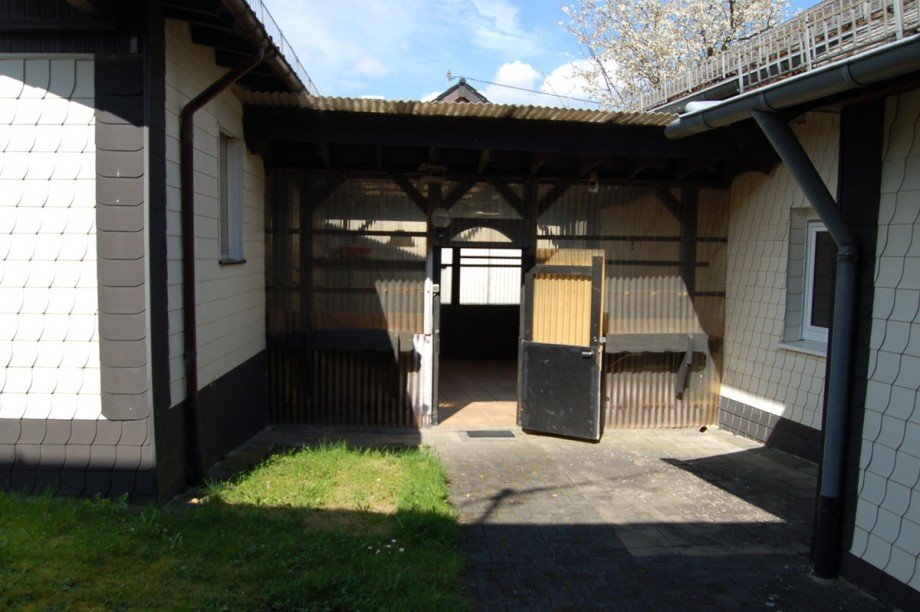 ..ORTSRAND-.. Einfamilienhaus B�chel