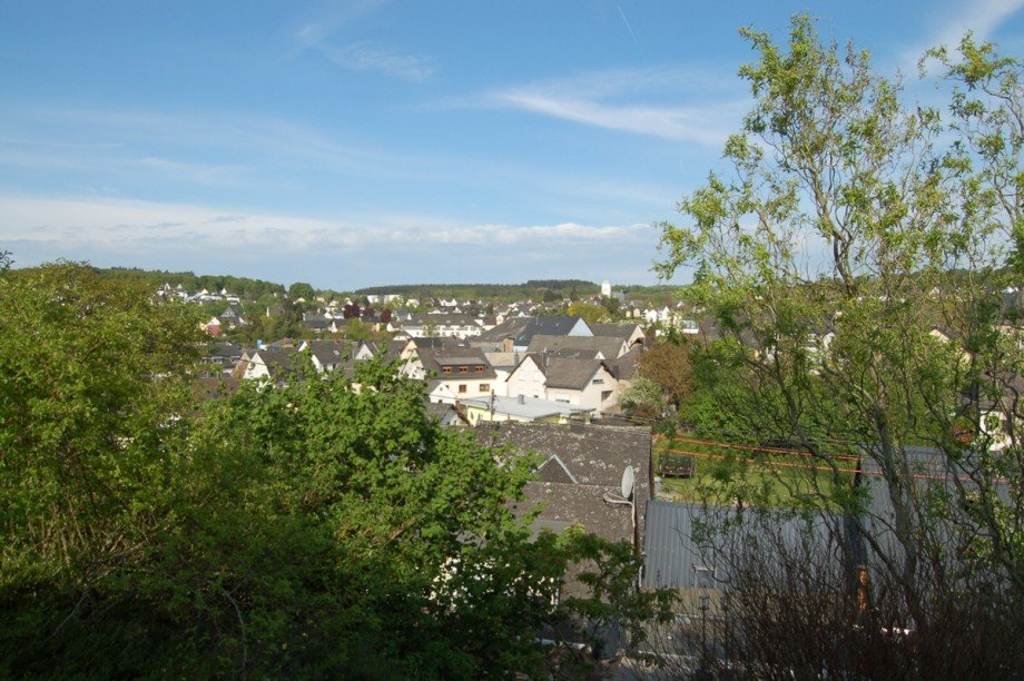 ..HERRLICHER AUSSICHT Einfamilienhaus Kaisersesch