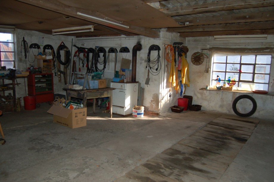 ..WERKSTATT - GARAGE Einfamilienhaus H�chstberg