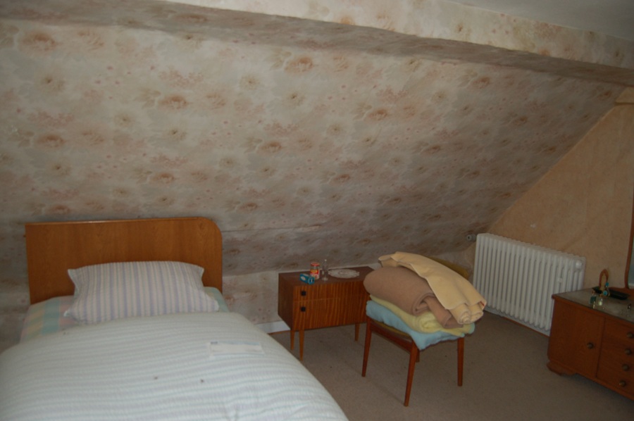 ..IM DACHGESCHOSS Einfamilienhaus Leienkaul