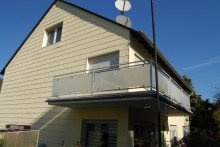 ..ZWEI-..  GEPFLEGTES ZWEIFAMILIENHAUS MIT GARTEN - IN BEVORZUGTER STADTLAGE 