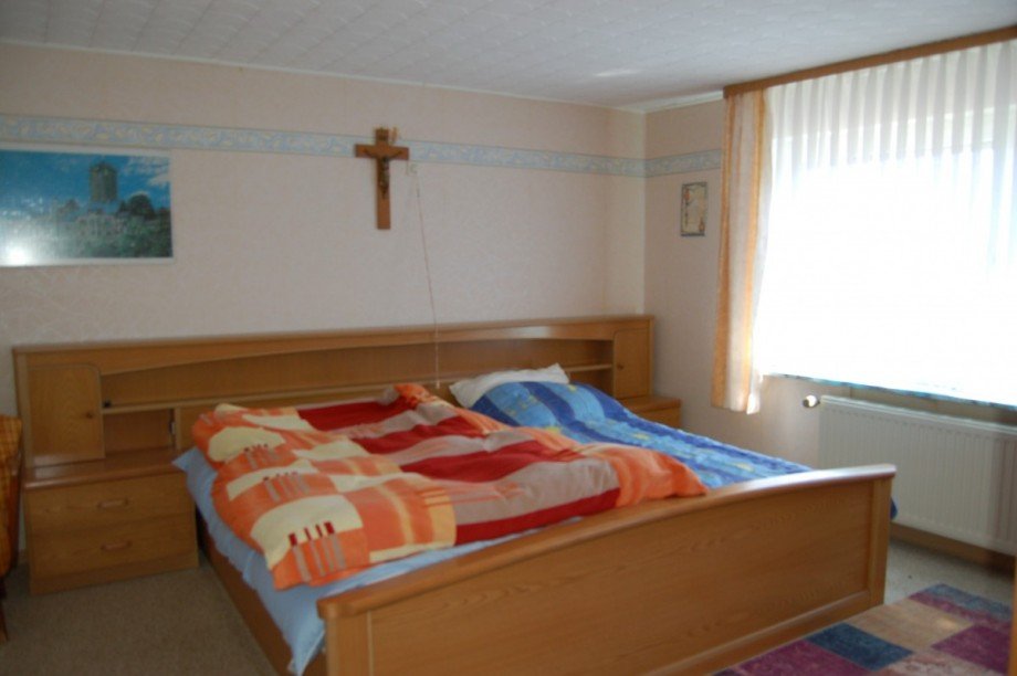 ..SCHLAFZIMMER (OG.) Einfamilienhaus Beuren
