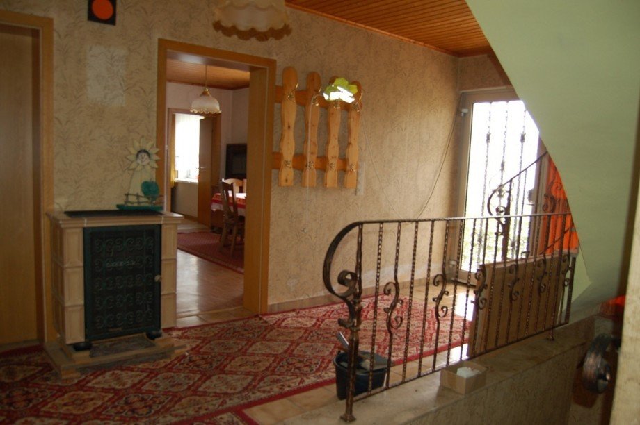 ..DIELE IM OG. Einfamilienhaus Masburg