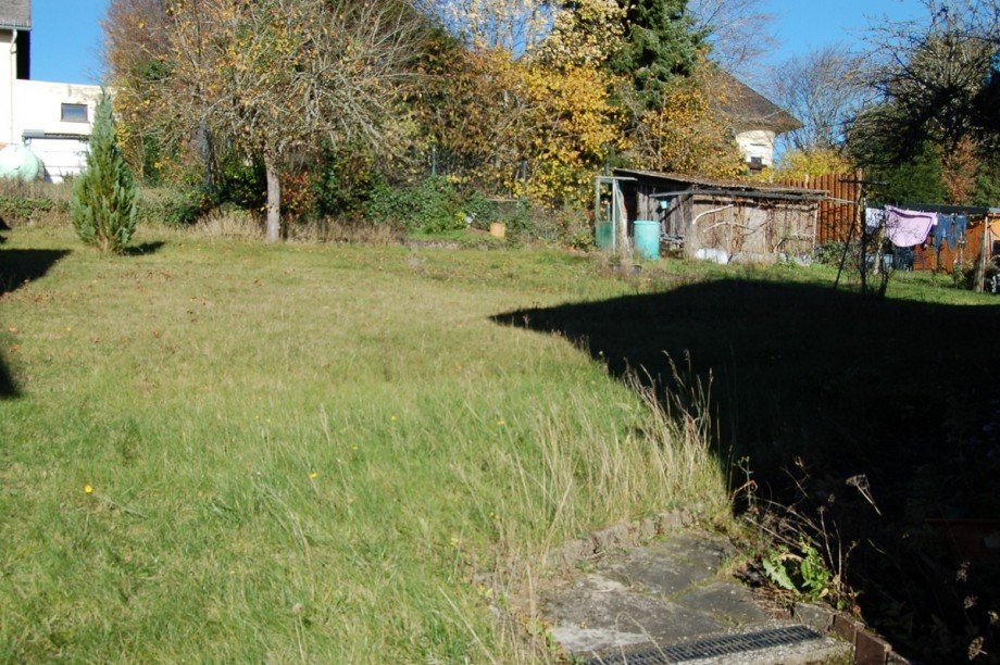 ..MIT GARTEN Einfamilienhaus M�llenbach