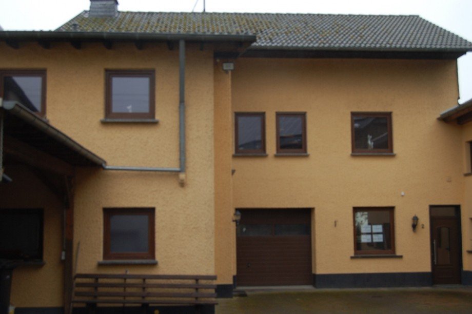 ..IN IDYLLISCHER EIFELGEMEINDE Wohnung KAISERSESCH