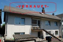 ..V E R K A U F T --V E R K A U F T-- HAUS MIT VIEL FREIRAUM F�R IDEEN - IN RUHIGER ORTSRANDLAGE - MIT GROSSEM GARTEN 