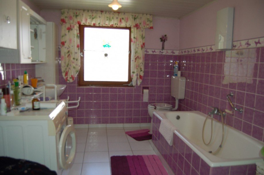 ..BAD Einfamilienhaus Kaisersesch