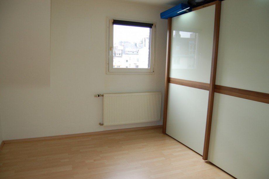 ..SCHLAFZIMMER Etagenwohnung MAYEN