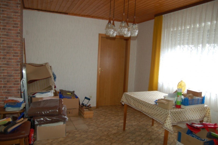..R�UMLICHKEITEN u. Einfamilienhaus Masburg