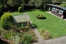 ..BLICK IN DEN GARTEN --V E R M I E T E T-- EINZIEHEN UND WOHLF�HLEN - ERDGESCHOSSWOHNUNG MIT WINTERGARTEN 
