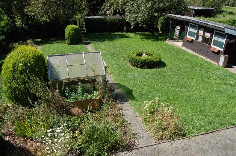 ..BLICK IN DEN GARTEN Erdgeschosswohnung Kaisersesch- N�he