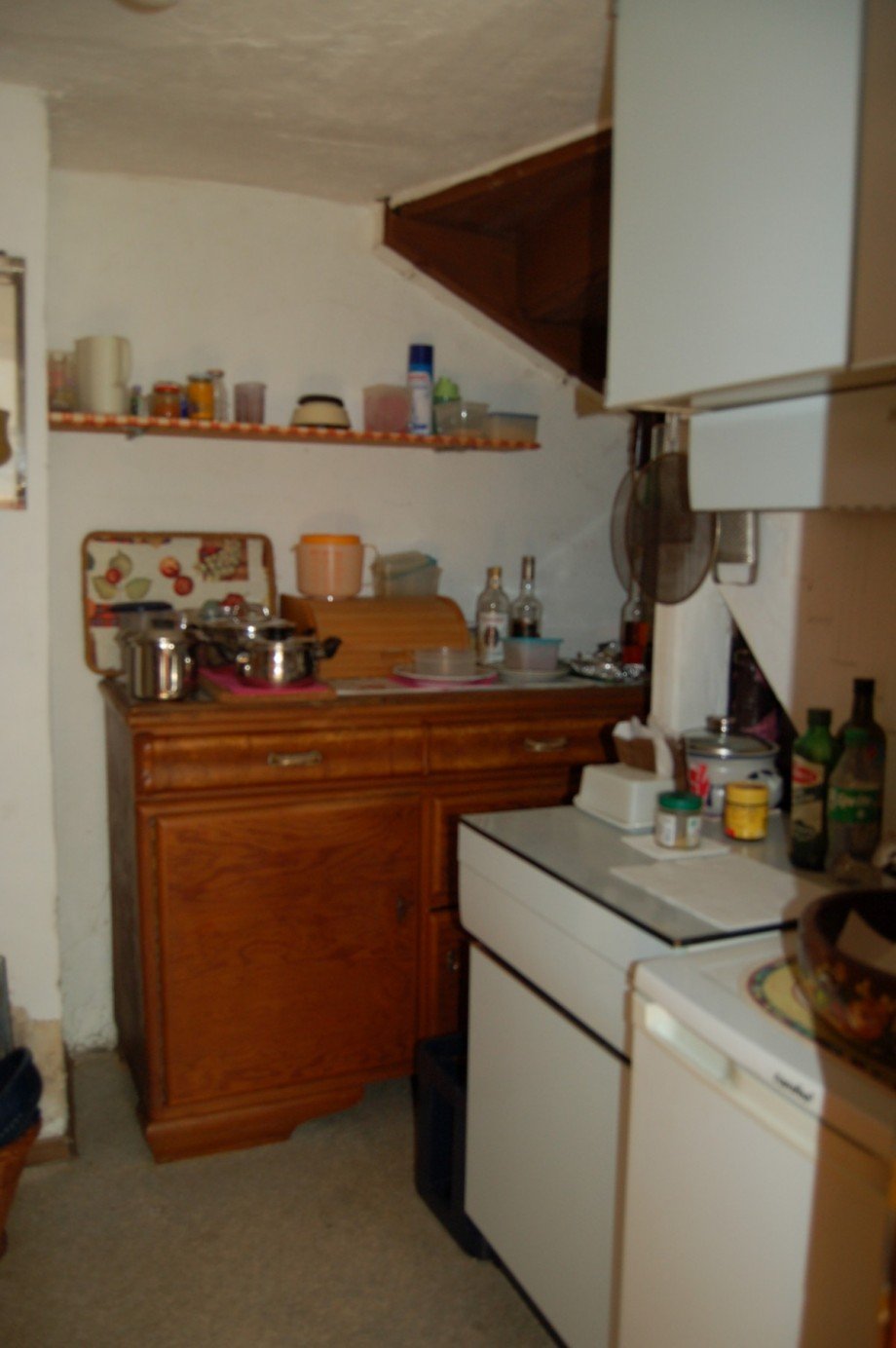 ..ABSTELLRAUM IM EG. Einfamilienhaus Kalenborn