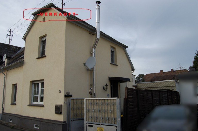 ...V E R K A U F T Polch Einfamilienhaus --V E R K A U F T-- GEM�TLICH WOHNEN - WOHNHAUS MIT GARTEN - IN ANGENEHMER STADTLAGE