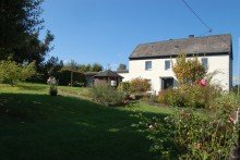 ..GESTALTEN --V E R K A U F T-- WOHNEN IN D�RFLICHER RANDLAGE - BEZUGSF�HIGES WOHNHAUS MIT INNENHOF & GARTEN 