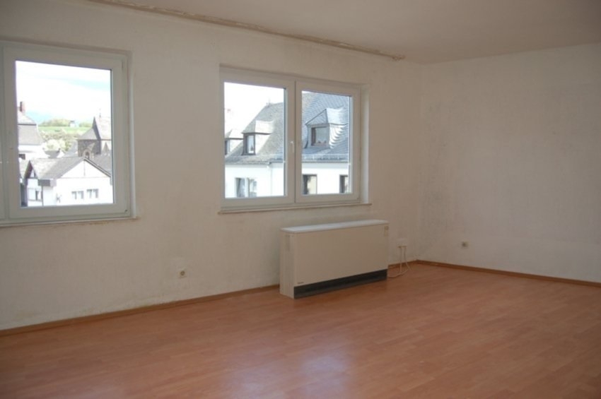 ..Wohnzimmer Etagenwohnung KAISERSESCH