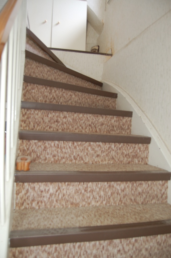 ..TREPPE ZUM DACHGESCHOSS Einfamilienhaus Leienkaul